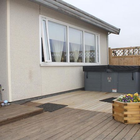 Stori-Bakki Guesthouse-With Hot Tub Egilsstaðir Zewnętrze zdjęcie